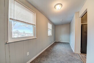 438 Kathleen St in Pittsburgh, PA - Building Photo - Building Photo