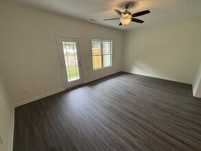 608 S Blackmon St in Benson, NC - Building Photo - Building Photo