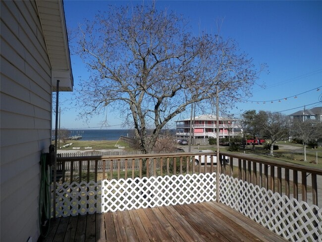 124 17th St in San Leon, TX - Building Photo - Building Photo