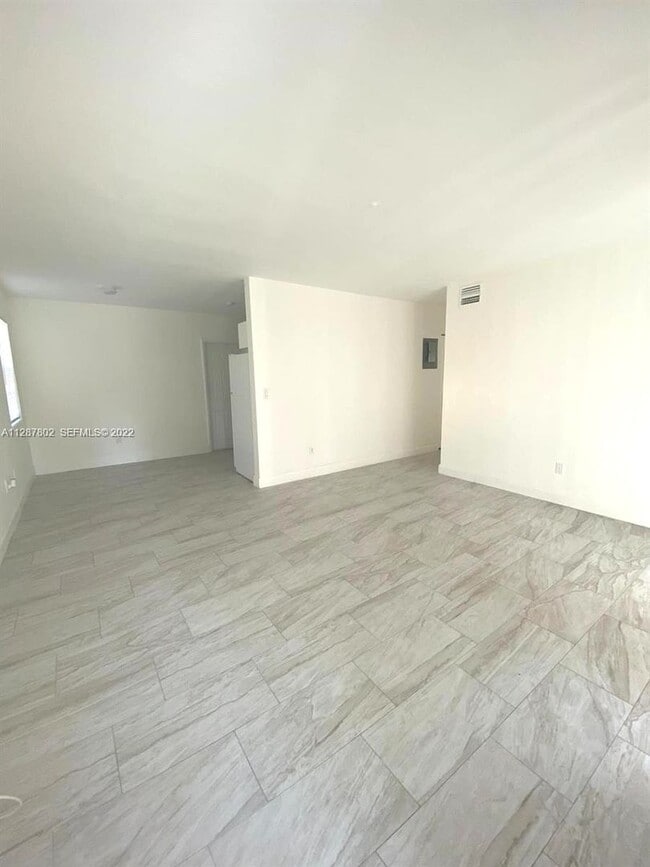 1511 NE 42nd St in Pompano Beach, FL - Building Photo - Building Photo