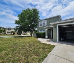 12003 Prairie Meadows Dr in Orlando, FL - Building Photo