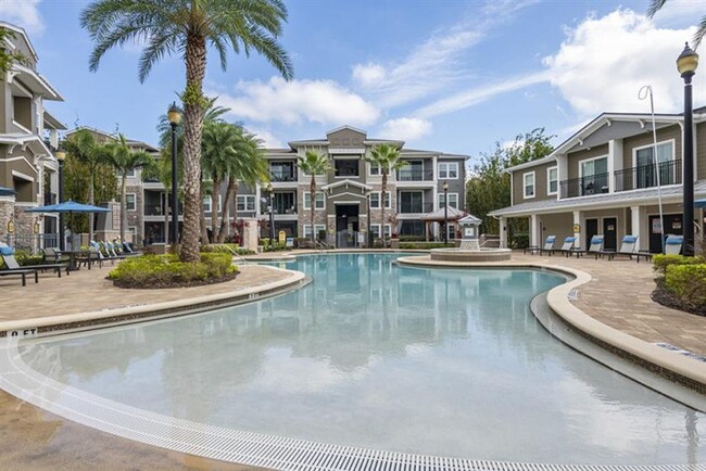 Regatta at Universal in Orlando, FL - Foto de edificio - Building Photo