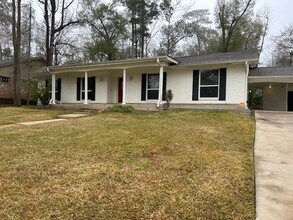 2405 Avenue S in Huntsville, TX - Building Photo - Building Photo