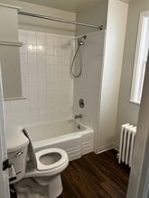 1104 N 5th St, Unit 3 Bed in Mankato, MN - Building Photo - Building Photo