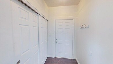 3398 Fishinger Mill Dr in Hilliard, OH - Building Photo - Building Photo