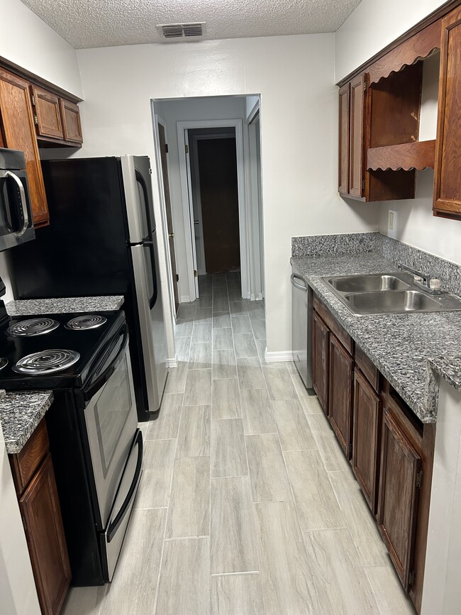 465 Crabapple Ct, Unit 1B in Orange Park, FL - Foto de edificio - Building Photo