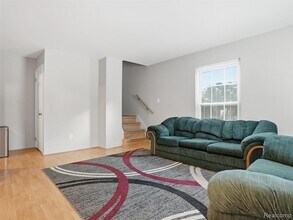 35213 Taffy Dr in Sterling Heights, MI - Building Photo - Building Photo
