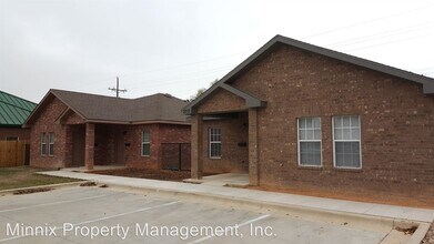 3711 22nd Pl in Lubbock, TX - Building Photo - Building Photo