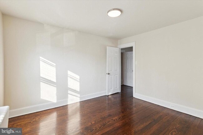 property at 417 Garfield Ave