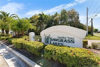 347 SW Panther Trce in Port St. Lucie, FL - Building Photo - Building Photo