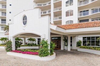Horizons at Bonita Bay in Bonita Springs, FL - Building Photo - Building Photo