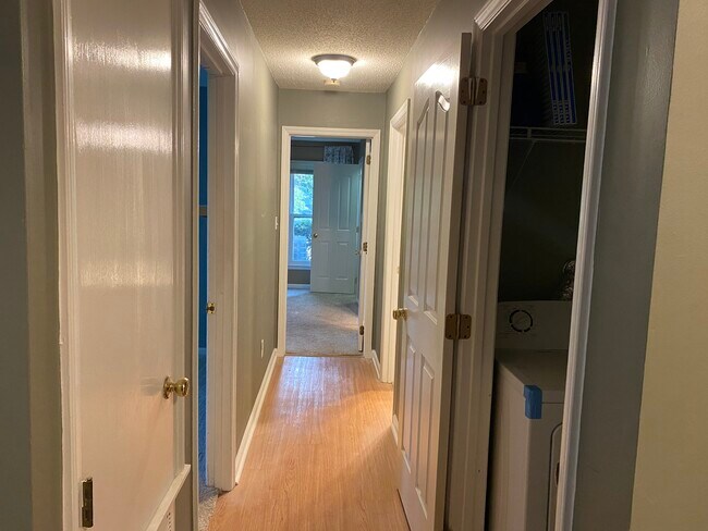 10229 Rose Meadow Ln in Charlotte, NC - Building Photo - Building Photo