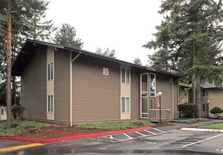 Abbey Ridge in Seatac, WA - Building Photo - Building Photo