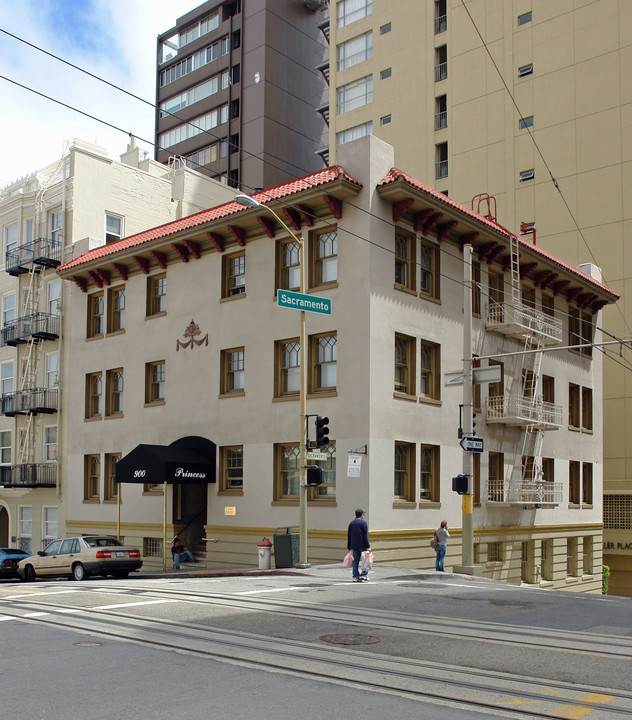 Oakwood in San Francisco, CA - Building Photo