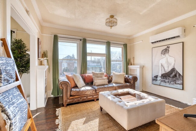 502 NE 29th Ave