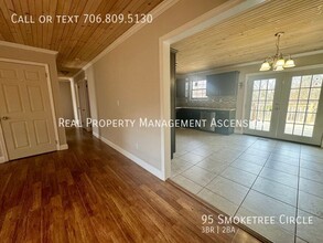 95 Smoketree Cir in Ringgold, GA - Building Photo - Building Photo