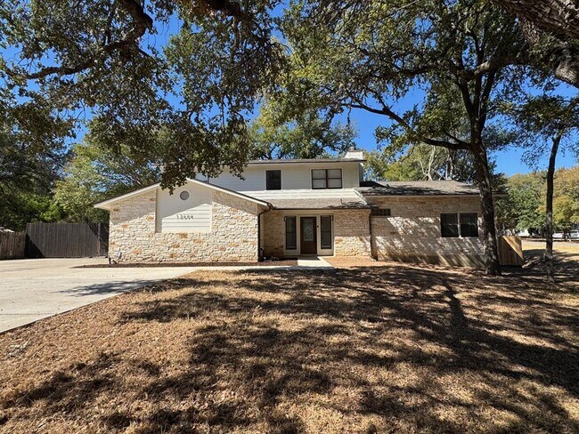 12604 Shady Acres Dr in Buda, TX - Building Photo - Building Photo