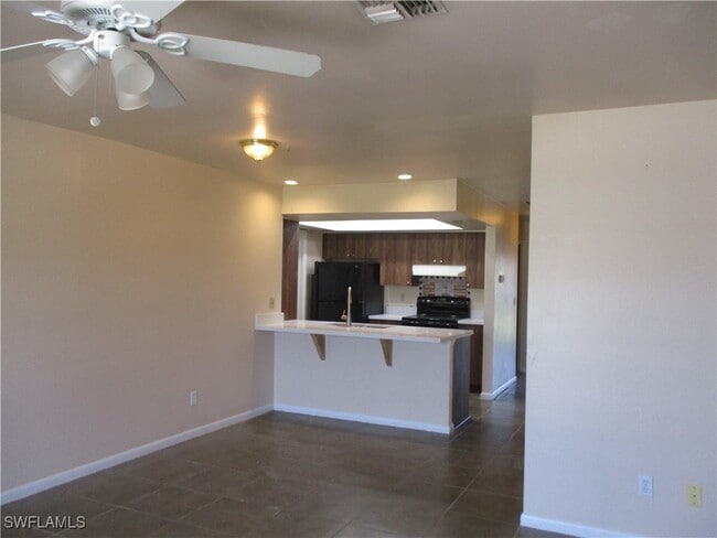 4119 SW 7th Pl in Cape Coral, FL - Building Photo - Building Photo