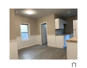 30 Columbia St-Unit -2 in Worcester, MA - Building Photo - Building Photo