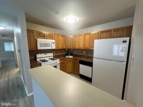 1103 Woodhollow Dr in Evesham, NJ - Building Photo - Building Photo