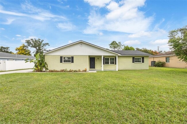property at 934 Point View Ln
