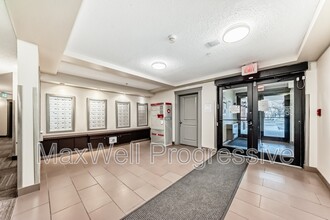 11445 Ellerslie Rd SW in Edmonton, AB - Building Photo - Building Photo