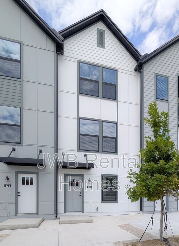 841 Prudential Dr in Jacksonville, FL - Building Photo - Building Photo