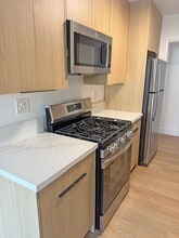 11070 Rose Ave, Unit 3 in Los Angeles, CA - Building Photo - Building Photo