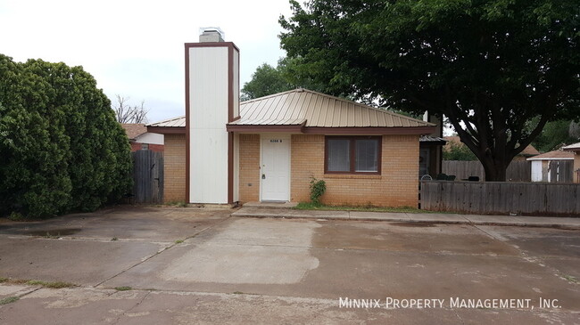 8208 Vernon Ave in Lubbock, TX - Building Photo - Building Photo