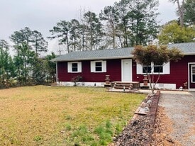 212 Charles St in Havelock, NC - Building Photo