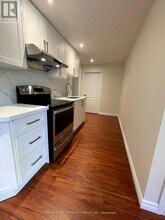 320 Drewry Ave in Toronto, ON - Building Photo - Building Photo