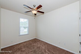 249 Caldwell Loop in Jacksonville, NC - Building Photo - Building Photo