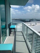 1900 N Bayshore Dr, Unit Quantum on the Bay 4309 in Miami, FL - Building Photo - Building Photo