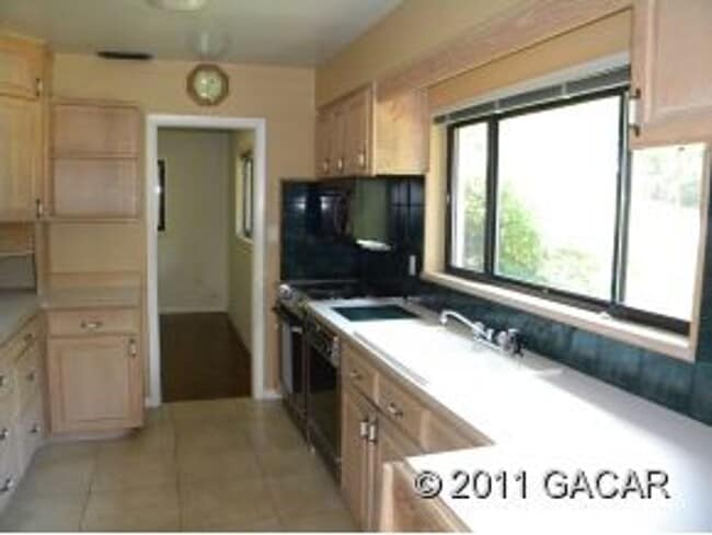 3008 NW 1st Ave in Gainesville, FL - Building Photo - Building Photo