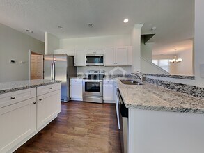 105 Redrock Ct in Savannah, GA - Foto de edificio - Building Photo