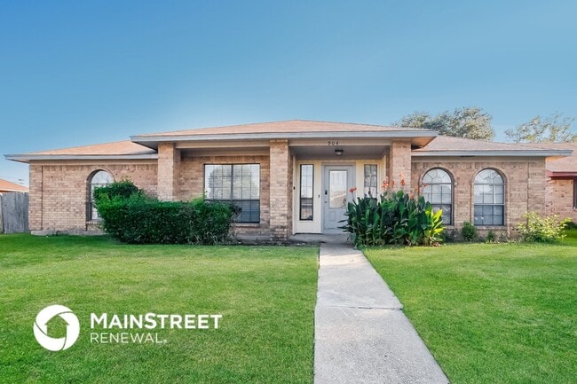 property at 904 Hunters Glen Dr