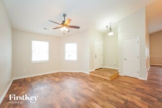 825 Country Ln in Indianapolis, IN - Building Photo - Building Photo