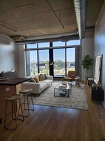 1525 S Sangamon St, Unit 614 in Chicago, IL - Building Photo