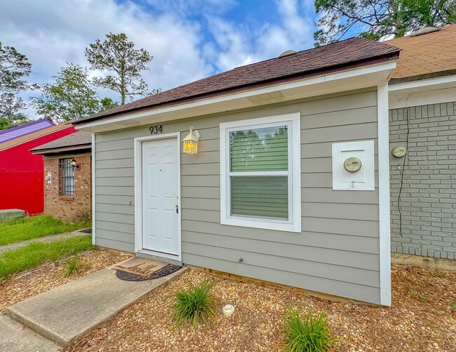 934 S Lipona Rd in Tallahassee, FL - Building Photo - Building Photo