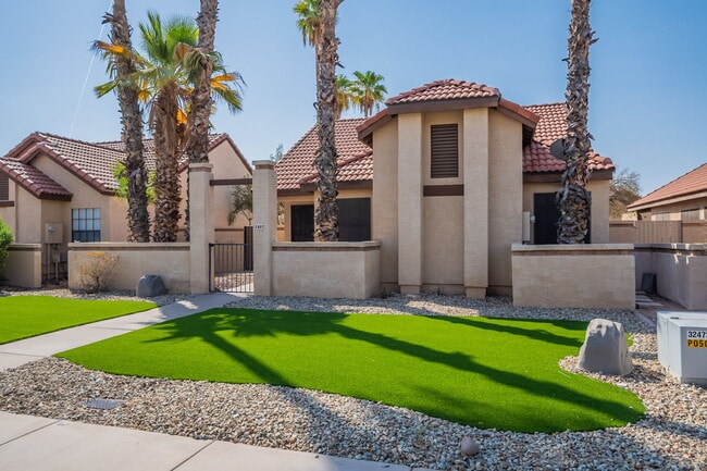 1907 E Velvet Dr in Tempe, AZ - Building Photo - Building Photo