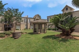 7019 Crowder Blvd in New Orleans, LA - Building Photo - Building Photo