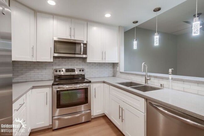 property at 2238 River Run Dr