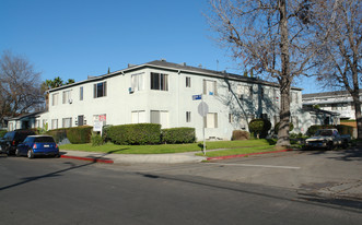 5001 Denny Ave Apartments