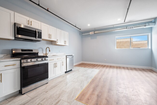 9865 W Roosevelt Rd, Unit 202 in Westchester, IL - Building Photo - Building Photo