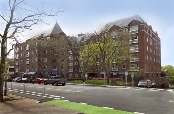 property at 950 Massachusetts Ave