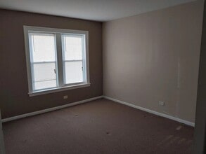 8155 S Merrill Ave, Unit 1N in Chicago, IL - Building Photo - Building Photo