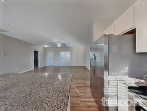 185 Southern Pl in Lillington, NC - Building Photo - Building Photo