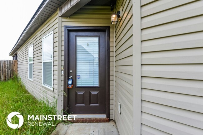 4623 Rosser Loop Dr in Bessemer, AL - Foto de edificio - Building Photo