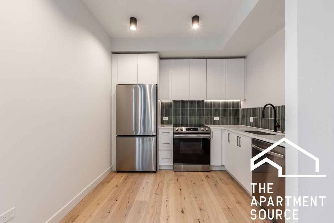 1712 Oak Ave in Evanston, IL - Building Photo