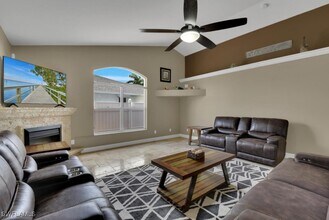 226 NE 23rd Ave in Cape Coral, FL - Building Photo - Building Photo
